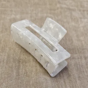 Hovedbilde H&aring;rspenne Marmor hvit 